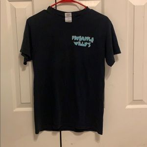 Black pineapple willys t shirt